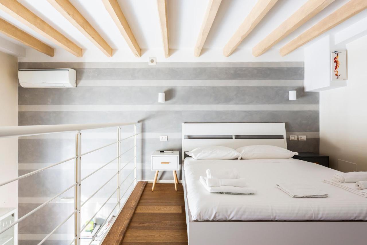 Awesome Loft In The City Center Of มิลาน ภายนอก รูปภาพ