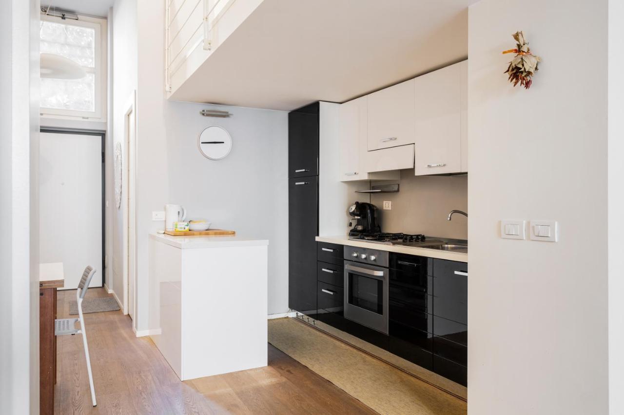 Awesome Loft In The City Center Of มิลาน ภายนอก รูปภาพ