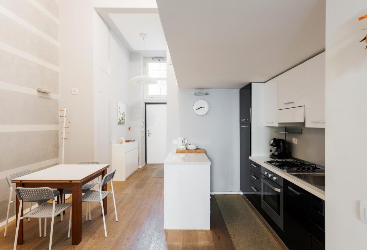 Awesome Loft In The City Center Of มิลาน ภายนอก รูปภาพ